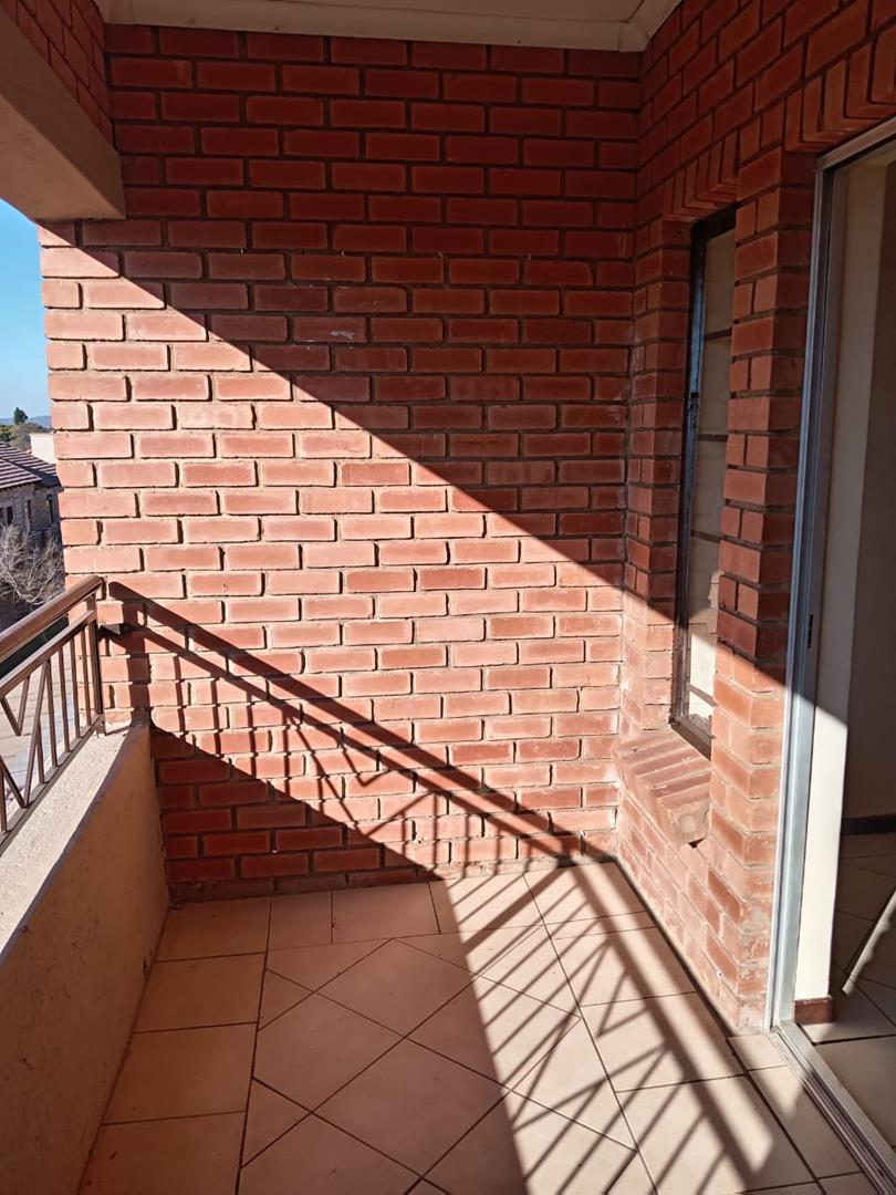 2 Bedroom Property for Sale in Karenpark Gauteng
