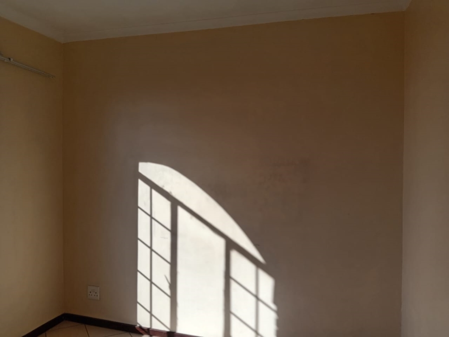 2 Bedroom Property for Sale in Karenpark Gauteng