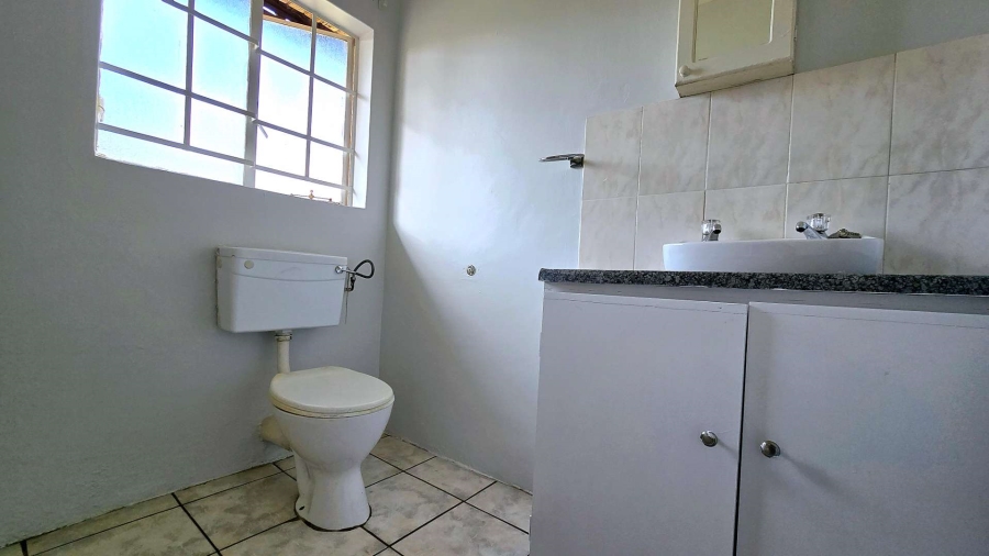 To Let 1 Bedroom Property for Rent in Doornpoort Gauteng