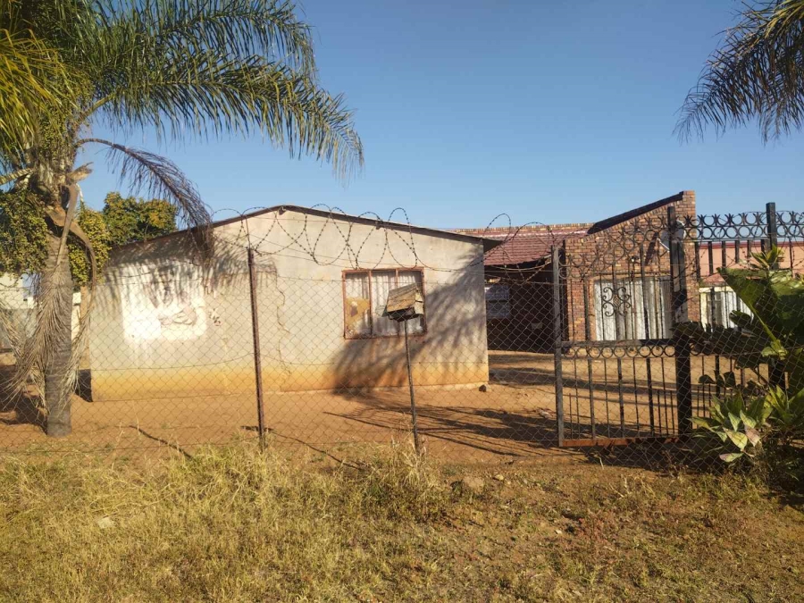 3 Bedroom Property for Sale in Soshanguve South Gauteng