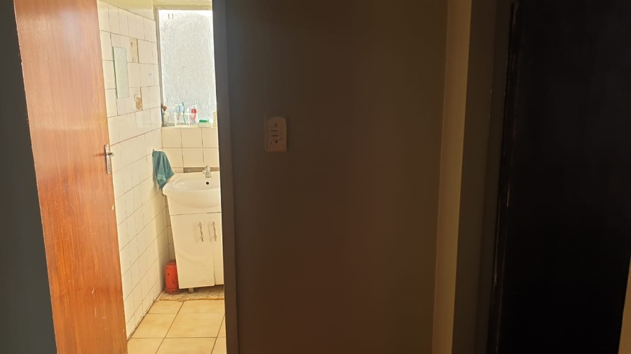 2 Bedroom Property for Sale in Sunnyside Gauteng