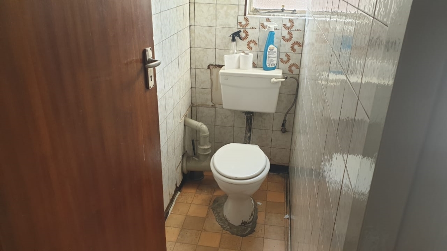 2 Bedroom Property for Sale in Sunnyside Gauteng