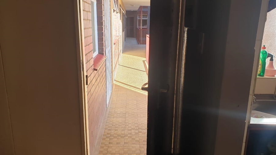 2 Bedroom Property for Sale in Sunnyside Gauteng
