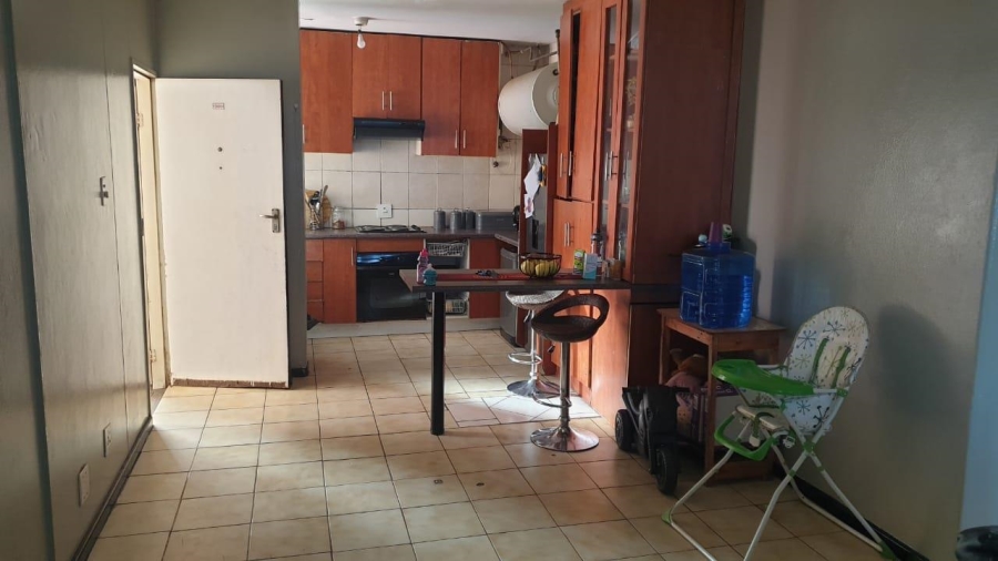 2 Bedroom Property for Sale in Sunnyside Gauteng