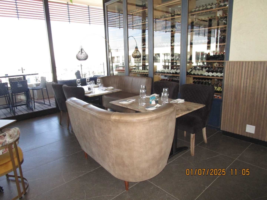 To Let 1 Bedroom Property for Rent in Rosebank Gauteng