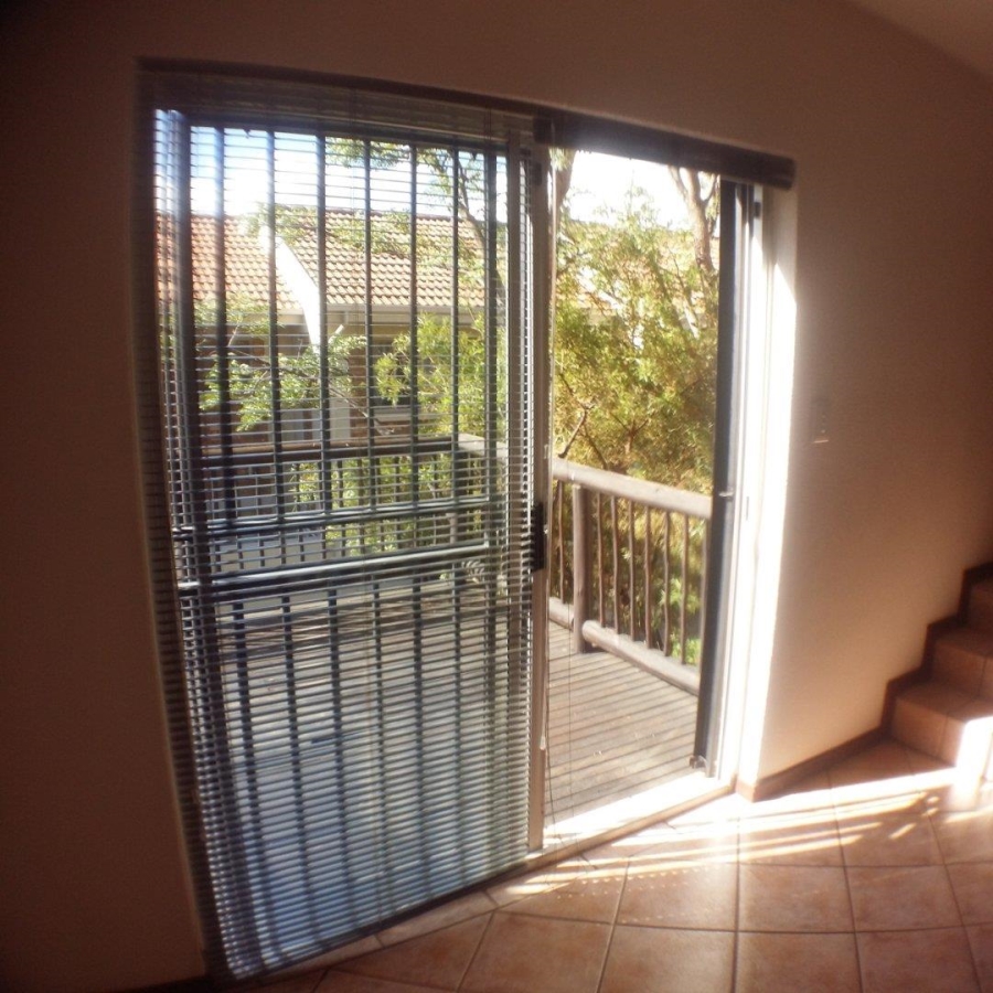 2 Bedroom Property for Sale in La Montagne Gauteng