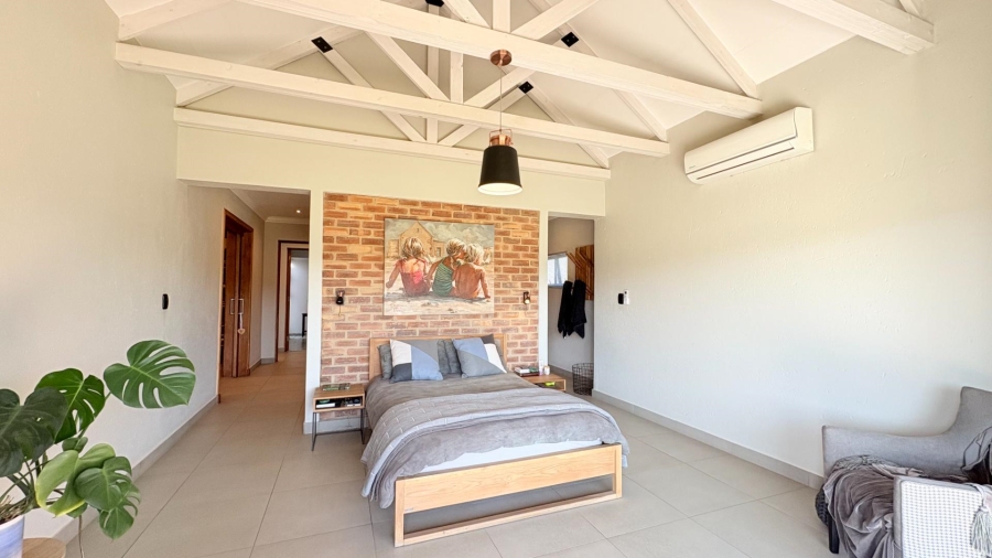 4 Bedroom Property for Sale in Midstream Ridge Gauteng