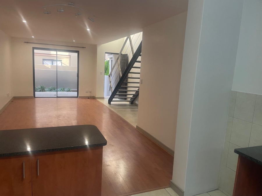 To Let 2 Bedroom Property for Rent in Melrose North Gauteng