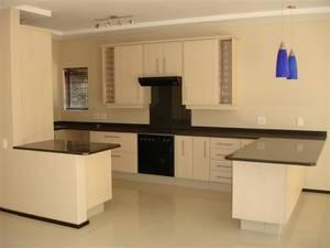 To Let 2 Bedroom Property for Rent in Melrose North Gauteng