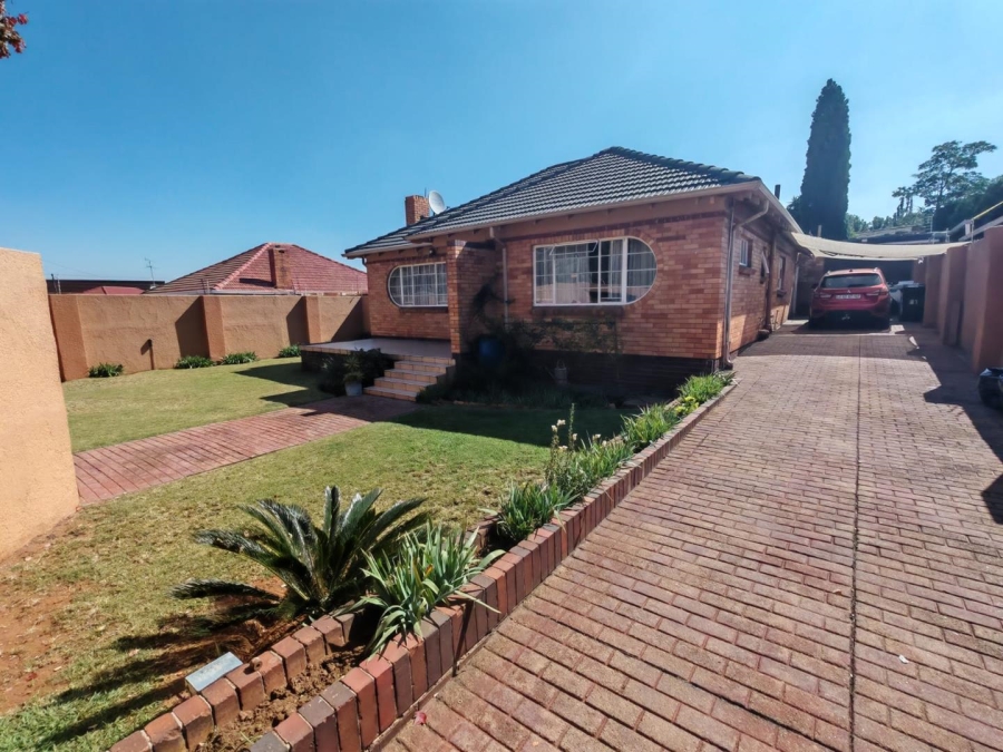 3 Bedroom Property for Sale in Malvern East Gauteng