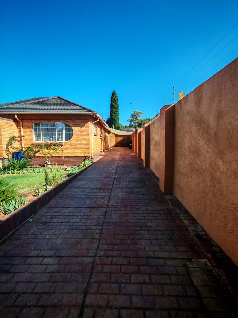 3 Bedroom Property for Sale in Malvern East Gauteng