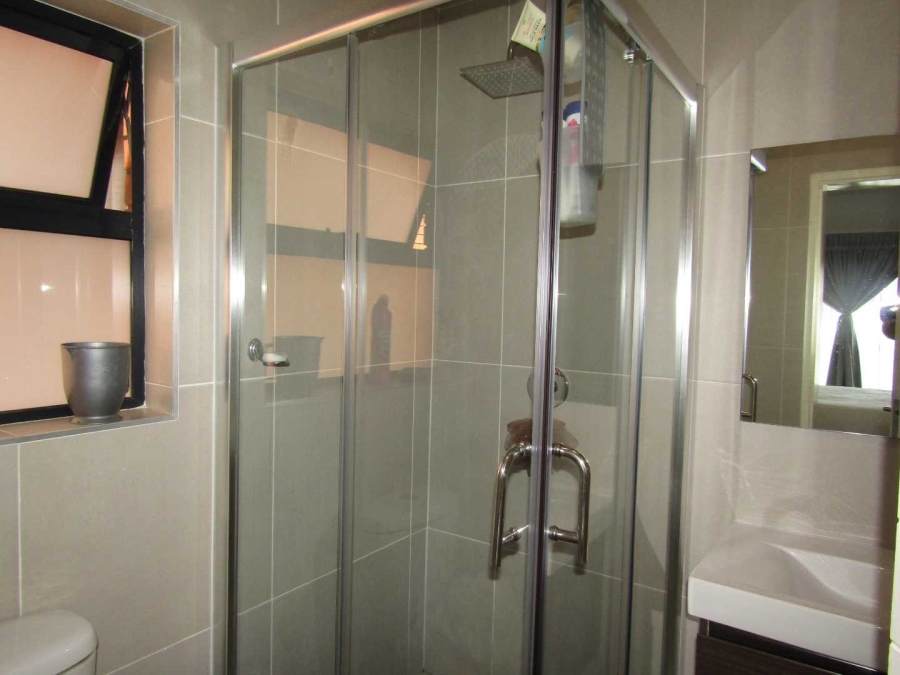 To Let 3 Bedroom Property for Rent in Bardene Gauteng