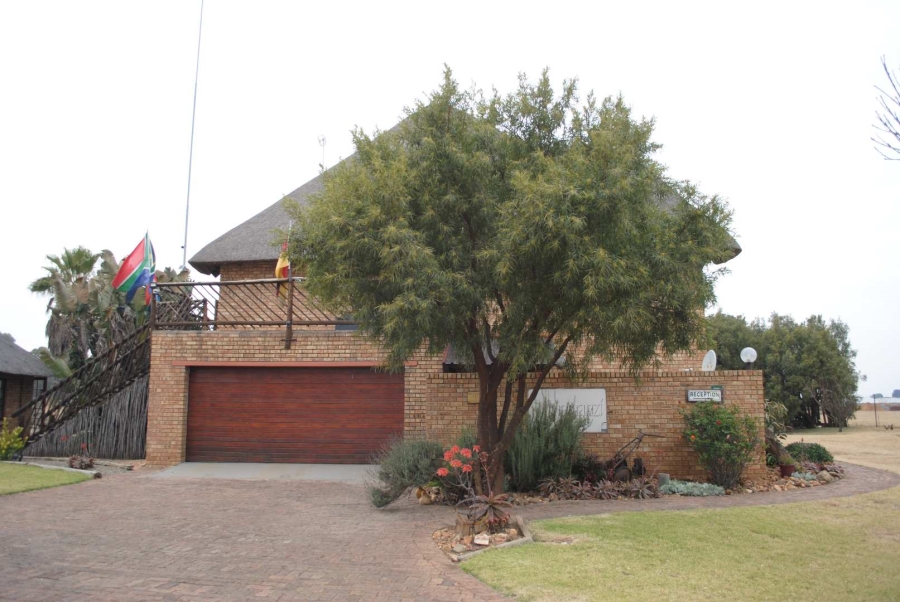 4 Bedroom Property for Sale in Mooilande Gauteng
