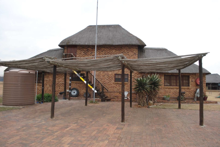 4 Bedroom Property for Sale in Mooilande Gauteng