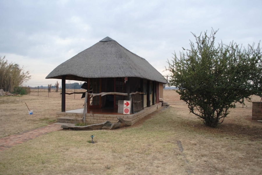4 Bedroom Property for Sale in Mooilande Gauteng