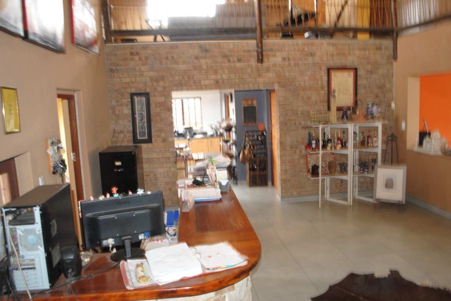 4 Bedroom Property for Sale in Mooilande Gauteng