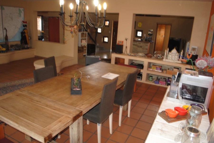 4 Bedroom Property for Sale in Mooilande Gauteng