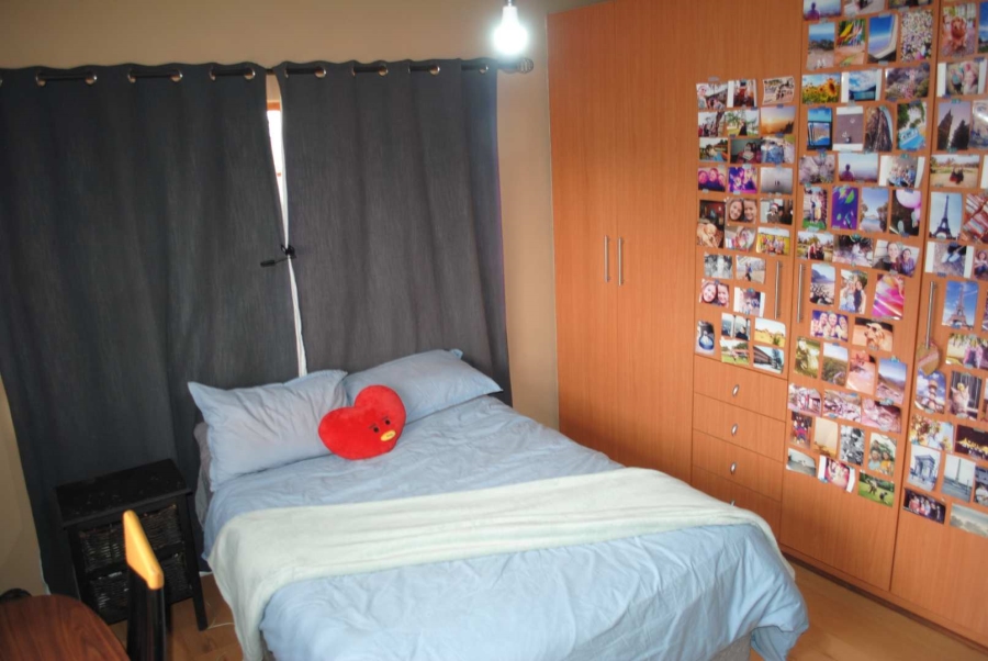 4 Bedroom Property for Sale in Mooilande Gauteng
