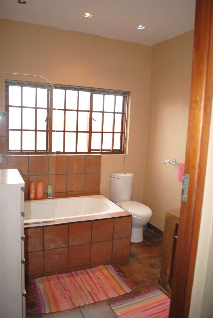 4 Bedroom Property for Sale in Mooilande Gauteng