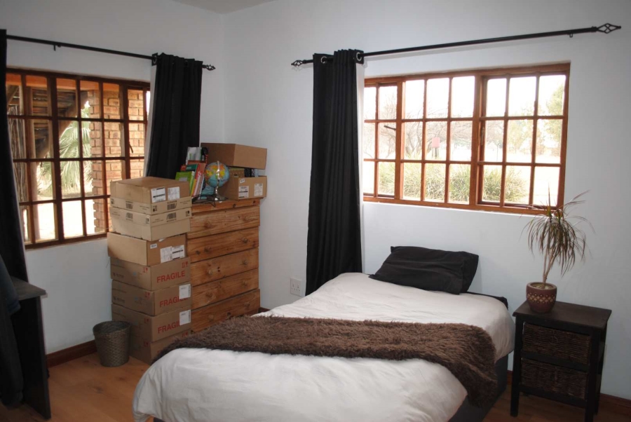 4 Bedroom Property for Sale in Mooilande Gauteng