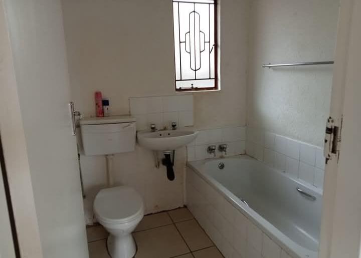 2 Bedroom Property for Sale in Birch Acres Gauteng