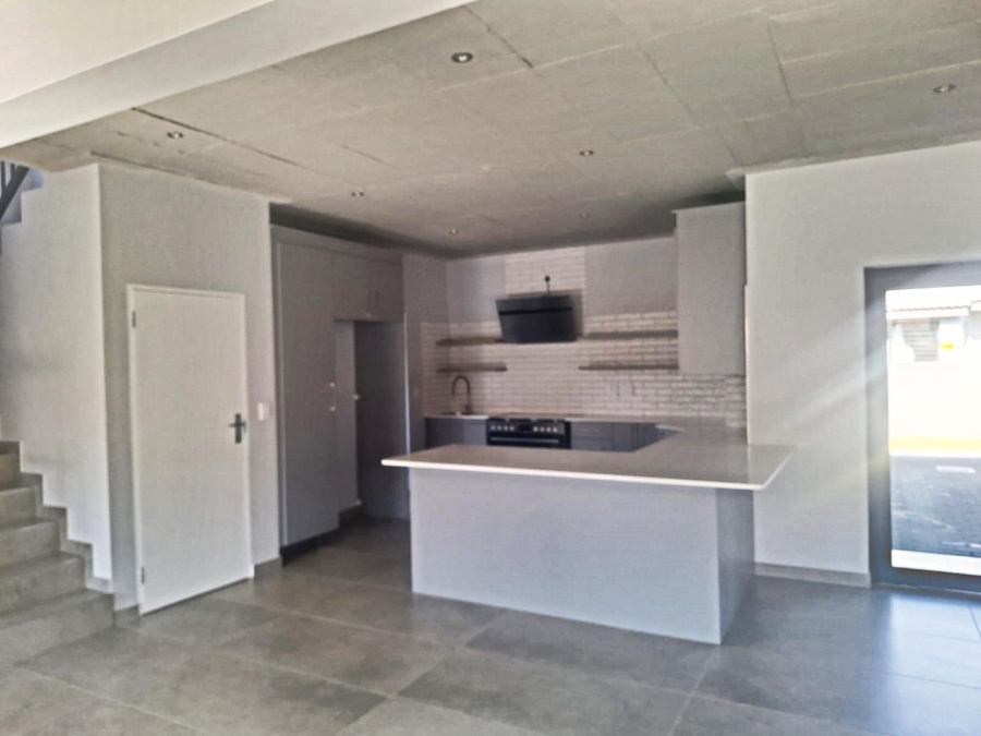 4 Bedroom Property for Sale in Lynnwood Glen Gauteng
