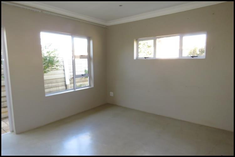 To Let 2 Bedroom Property for Rent in Weltevreden Park Gauteng