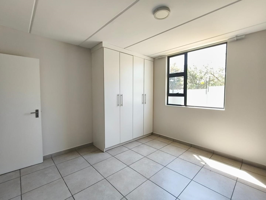 To Let 2 Bedroom Property for Rent in Ferndale Gauteng