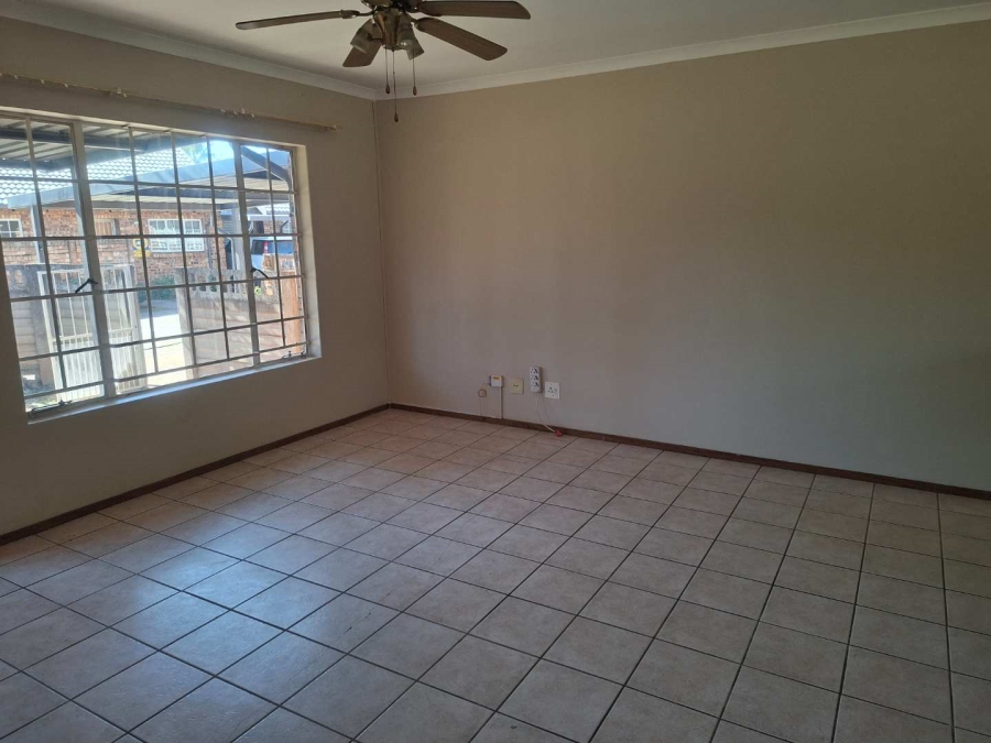 2 Bedroom Property for Sale in Doornpoort Gauteng
