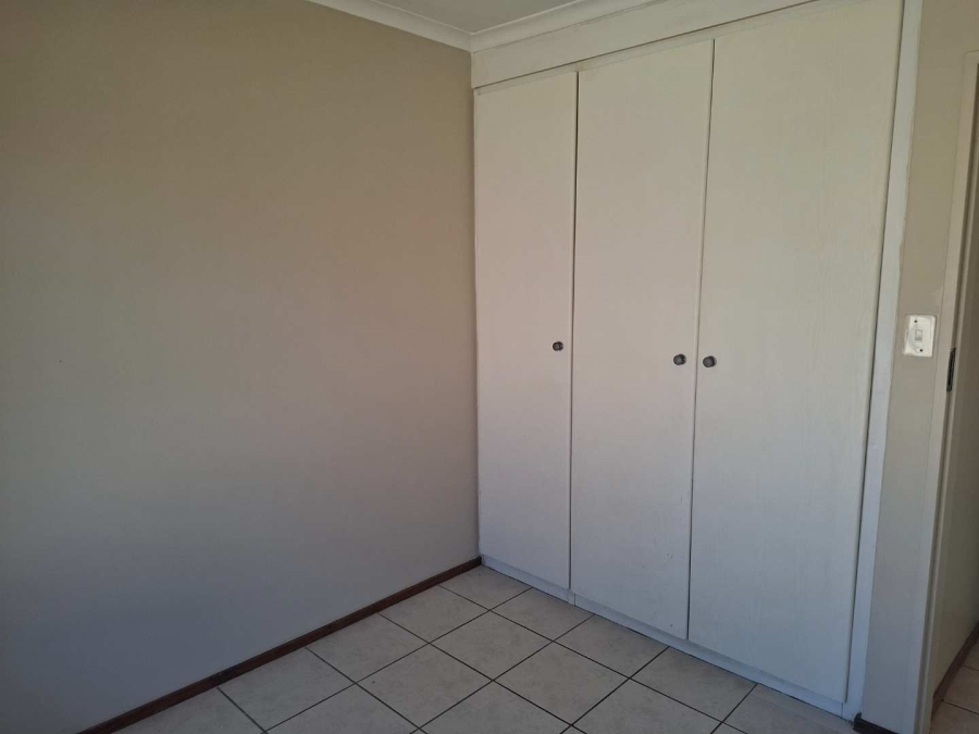 2 Bedroom Property for Sale in Doornpoort Gauteng