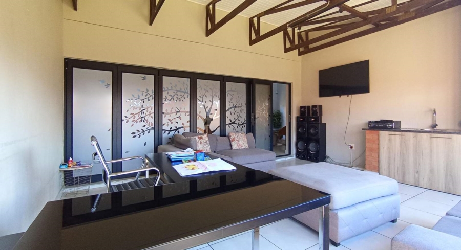 4 Bedroom Property for Sale in Six Fountains Residential Estate Gauteng