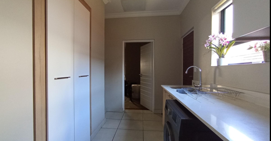 4 Bedroom Property for Sale in Six Fountains Residential Estate Gauteng
