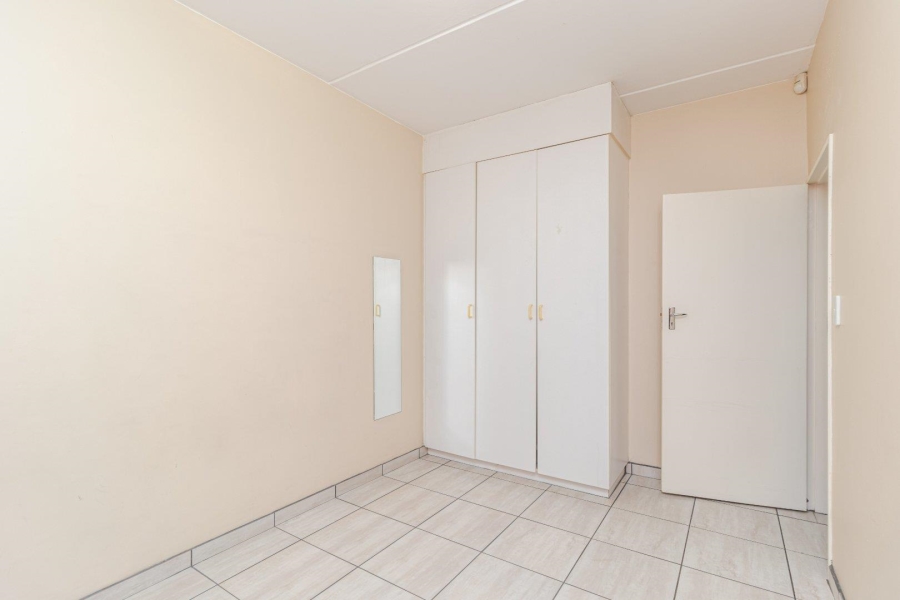 2 Bedroom Property for Sale in Wilgeheuwel Gauteng