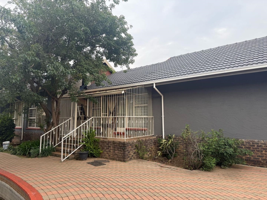 4 Bedroom Property for Sale in Norkem Park Gauteng