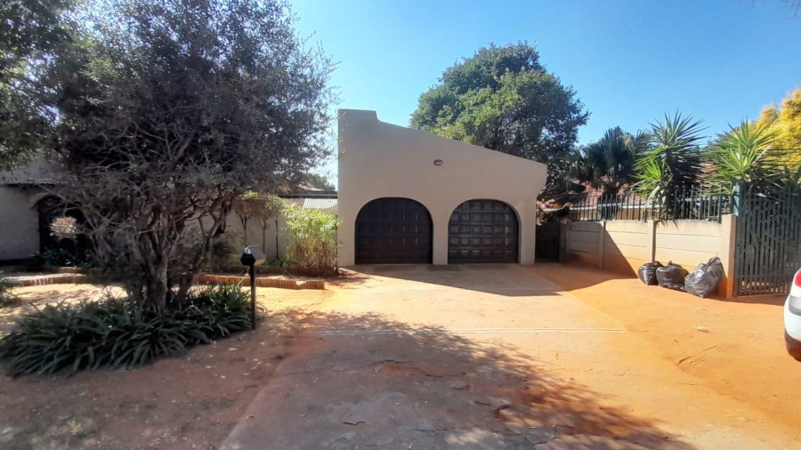 4 Bedroom Property for Sale in Birch Acres Gauteng