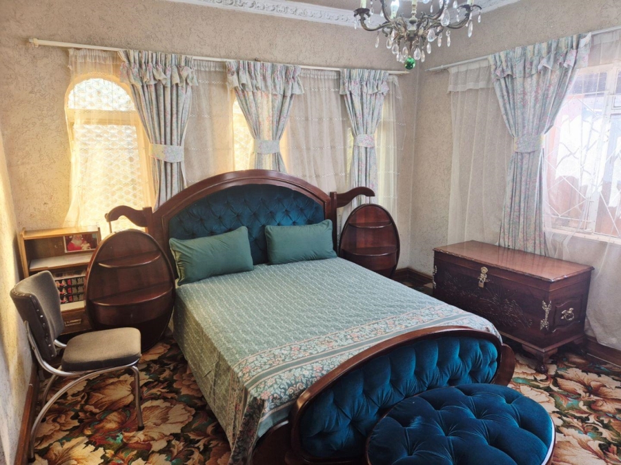 5 Bedroom Property for Sale in Lenasia Ext 1 Gauteng