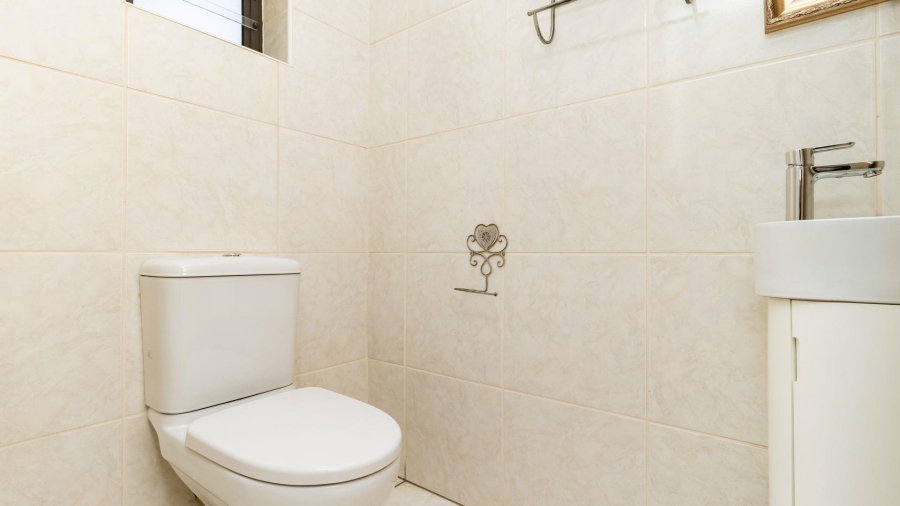 4 Bedroom Property for Sale in Benoni West Gauteng