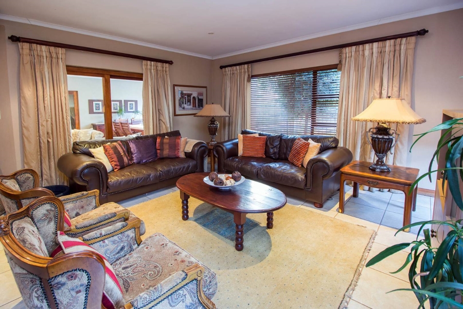 4 Bedroom Property for Sale in Bronberg Gauteng