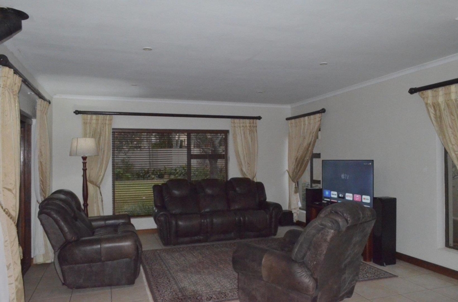 4 Bedroom Property for Sale in Bronberg Gauteng