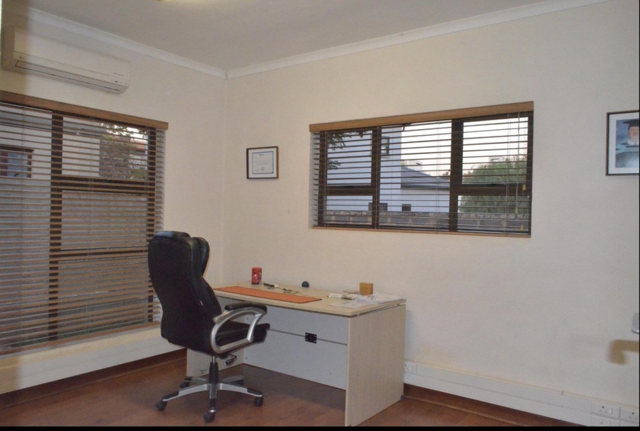 4 Bedroom Property for Sale in Bronberg Gauteng