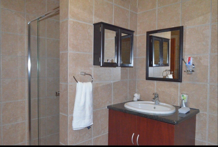 4 Bedroom Property for Sale in Bronberg Gauteng