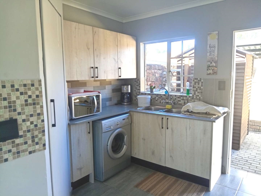 2 Bedroom Property for Sale in Garsfontein Gauteng