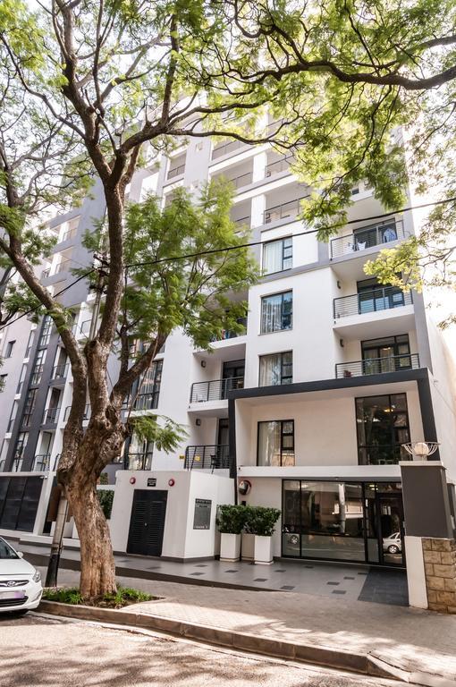 2 Bedroom Property for Sale in Rosebank Gauteng