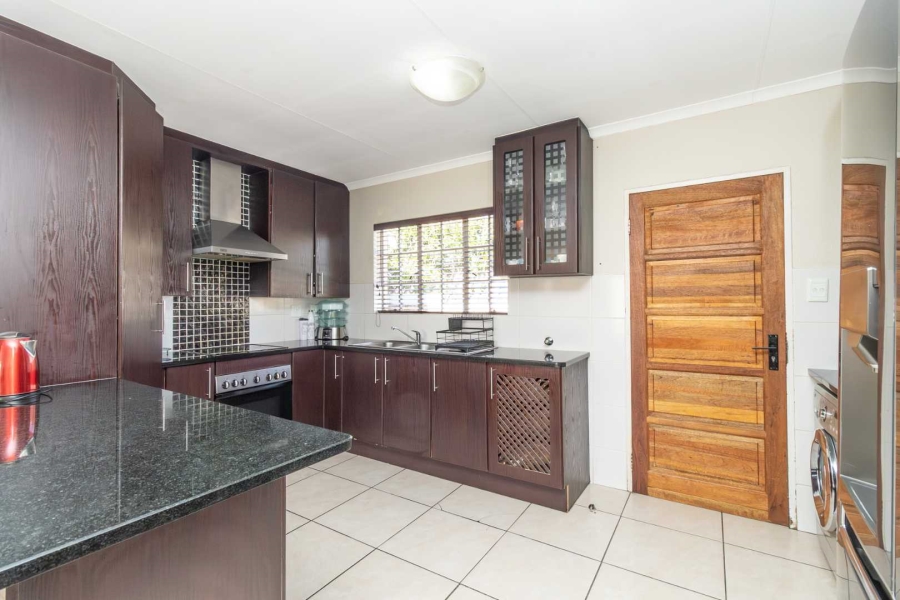4 Bedroom Property for Sale in Honeydew Ridge Gauteng