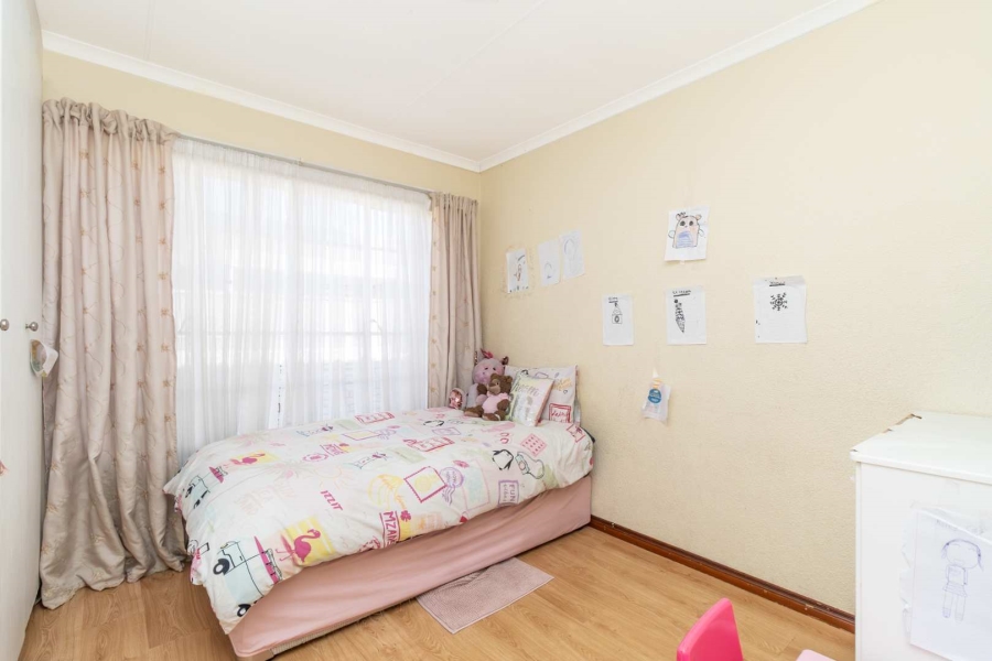 4 Bedroom Property for Sale in Honeydew Ridge Gauteng