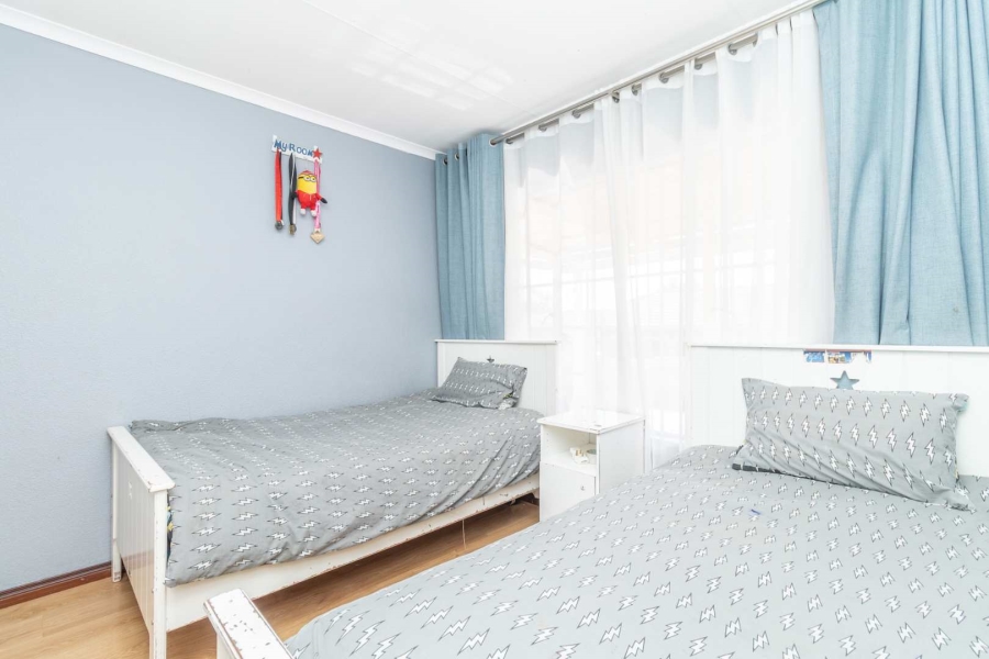 4 Bedroom Property for Sale in Honeydew Ridge Gauteng