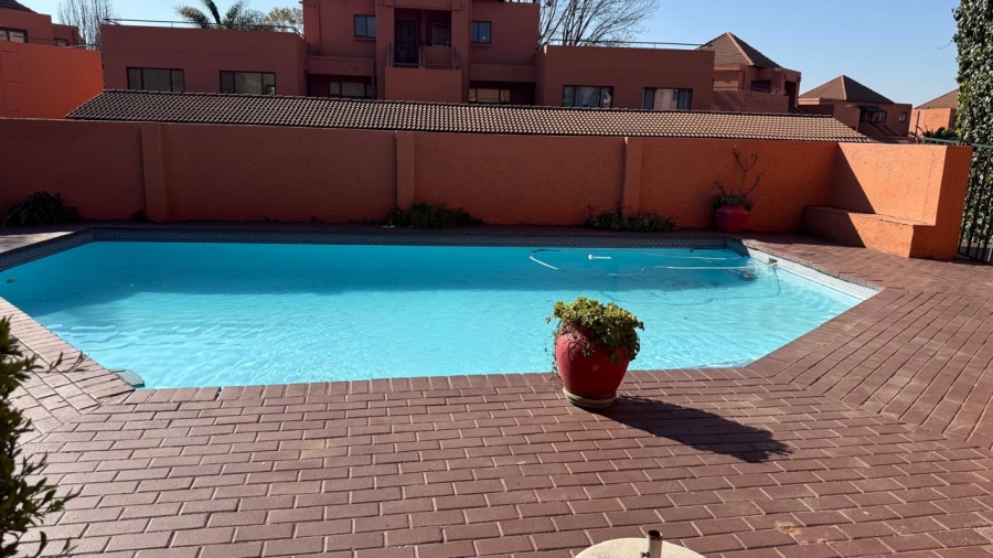 1 Bedroom Property for Sale in Randpark Ridge Gauteng