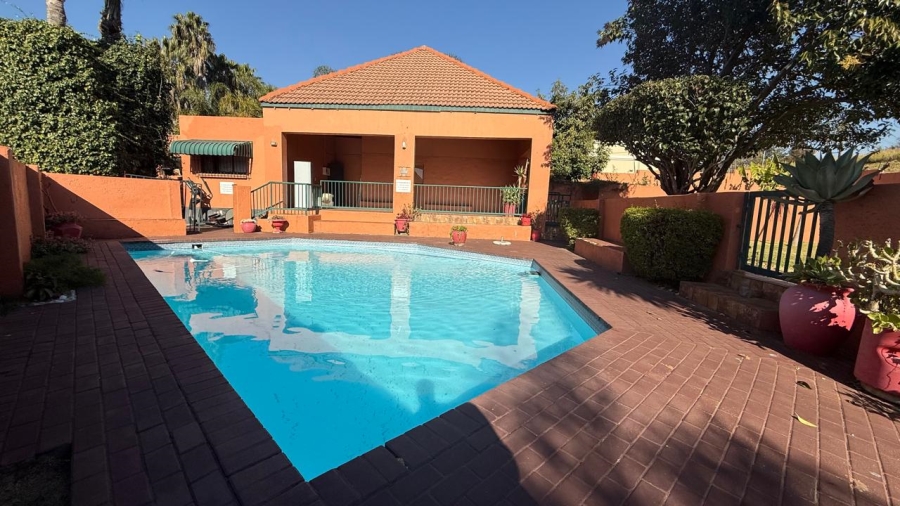 1 Bedroom Property for Sale in Randpark Ridge Gauteng