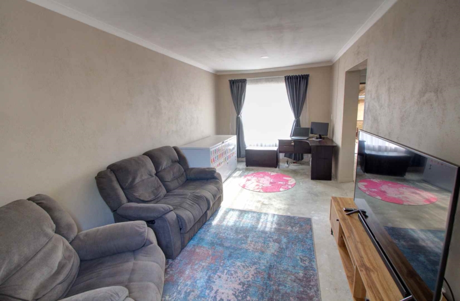 3 Bedroom Property for Sale in Wilgeheuwel Gauteng