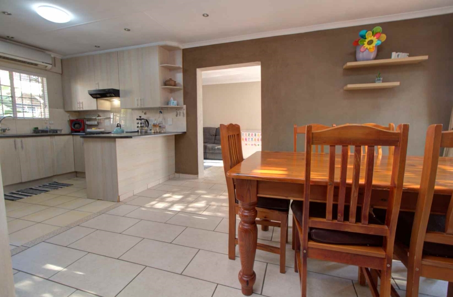 3 Bedroom Property for Sale in Wilgeheuwel Gauteng